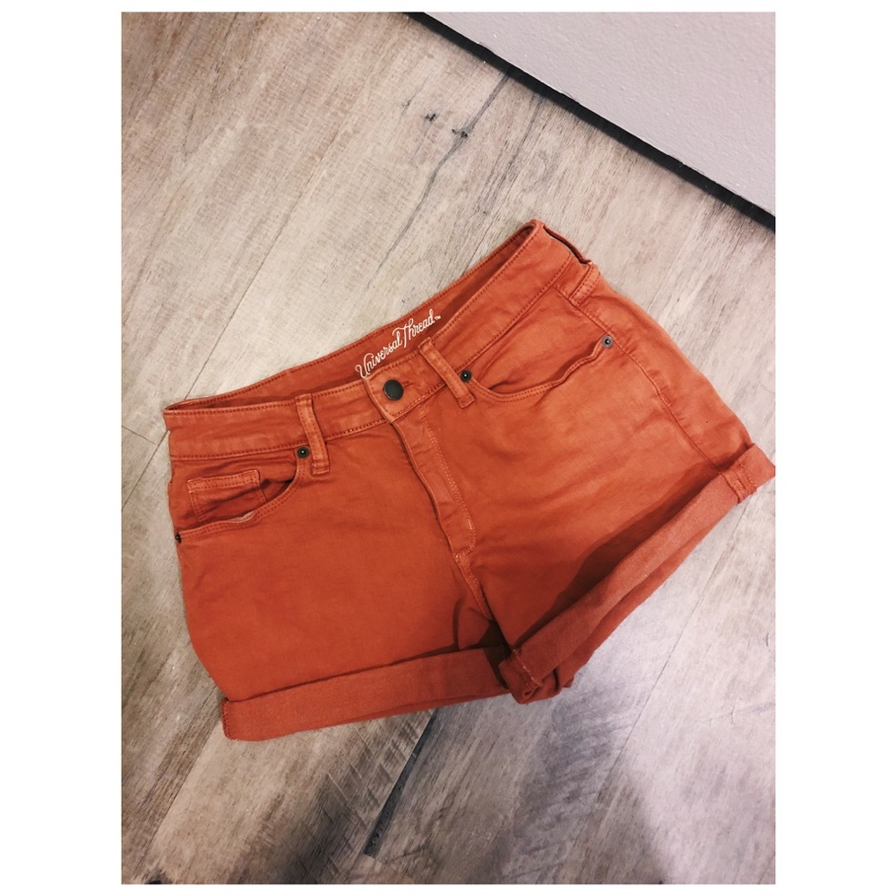 Universal Thread Terracotta Shorts
